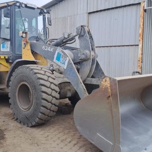 Cargador frontal usado John Deere  624k​ 2014